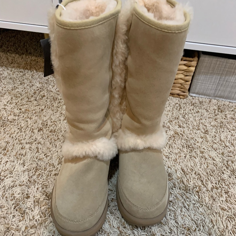 UGG Sunburst Shearling Tall boots, Sand Color